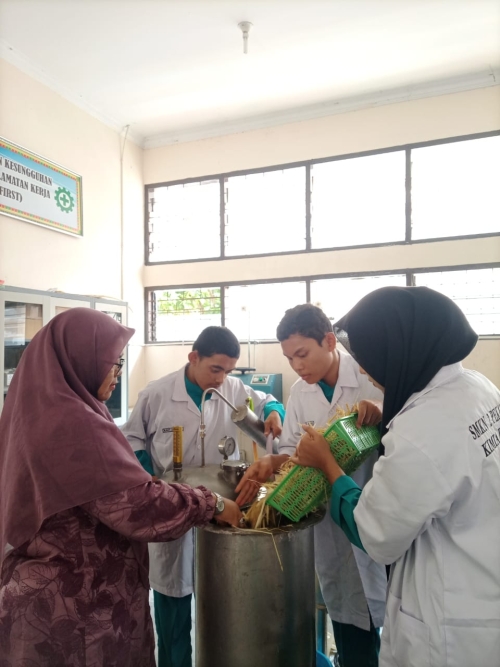 PEMBELAJARAN BERDIFERENSIASI BERBASIS ASET