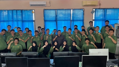 Program Guru Tamu Di Jurusan PPLG